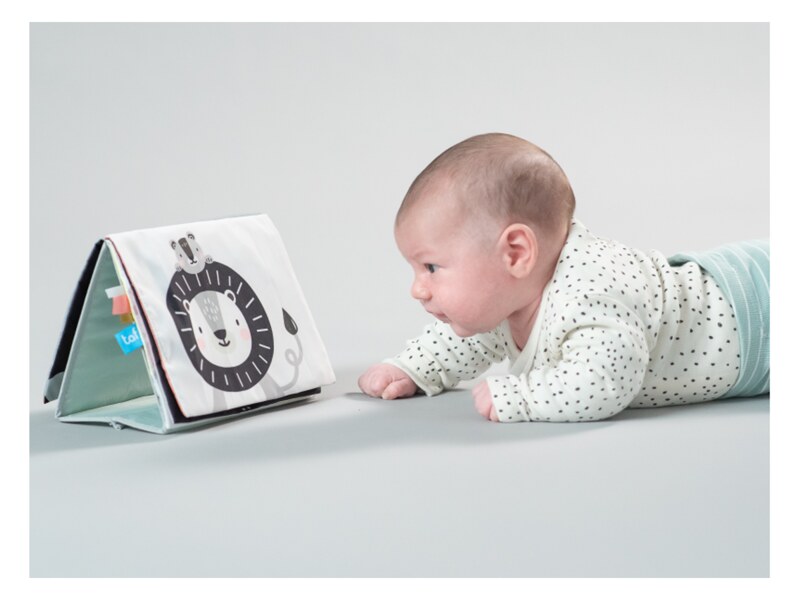 Taf Toys Knížka pro hru na bříšku Savana