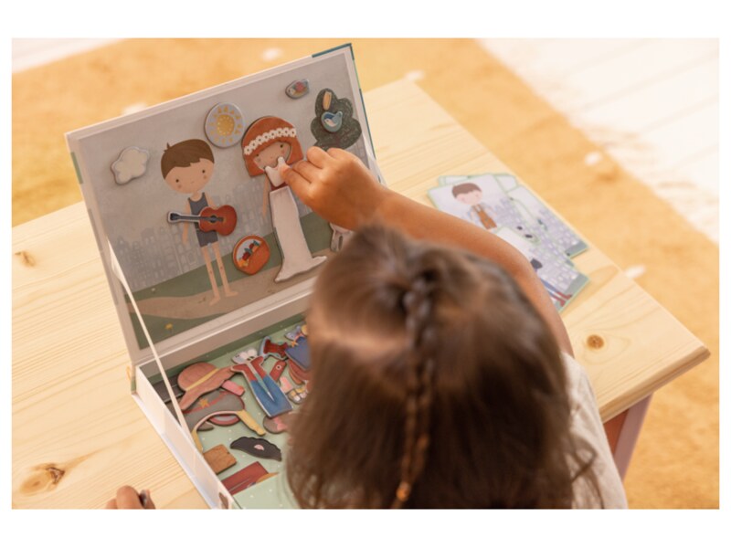 Little Dutch Magnetická hra oblékací Jim a Rosa