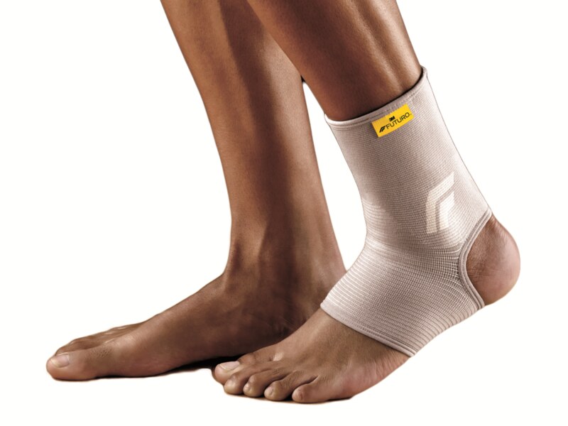 3M Futuro Comfort bandáž hlezenního kloubu velikost S 1 ks