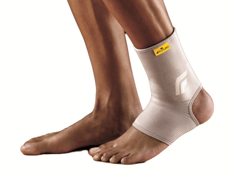 3M Futuro Comfort bandáž hlezenního kloubu velikost L 1 ks