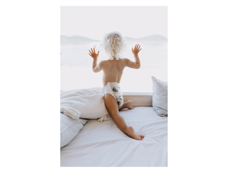 Kolorky Night Moments Vesmír dětské plenky XL 12-25 kg 25 ks 