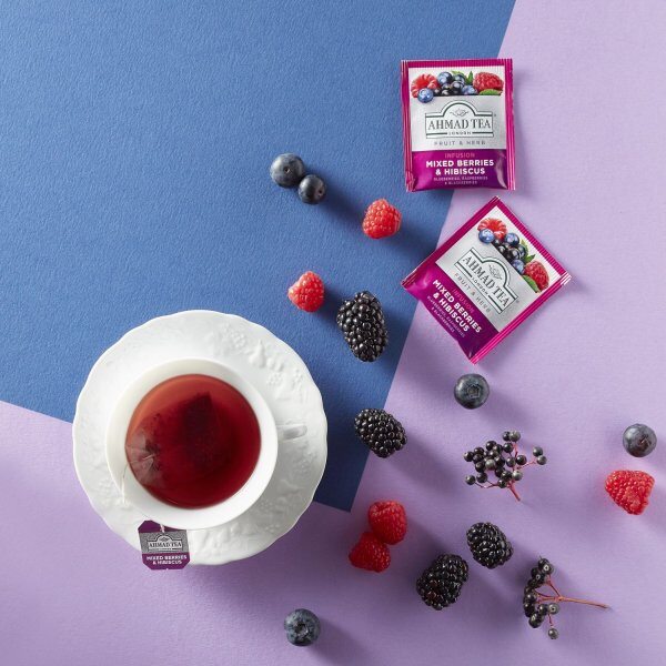 Ahmad Tea Mixed Berry tea nálevové sáčky 20x2 g Ahmad Tea Mixed Berry tea nálevové sáčky 20x2 g