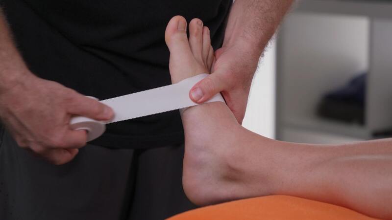 Spophy Athletic Tape fixační tejpovací páska 3,8 cmx 3,7 m 1 ks