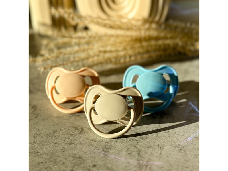 Canpol babies Dudlík kaučukový třešinka Nude 0-6m 1 ks krémový