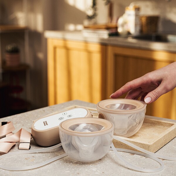 Canpol babies Dvojitá odsávačka mateřského mléka MilkShell 1 ks