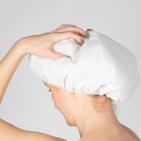 Abena Čepice se šamponem a kondicionérem 1 kus