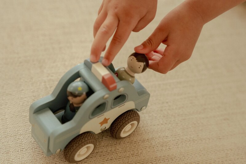 Little Dutch Policejní auto dřevěné