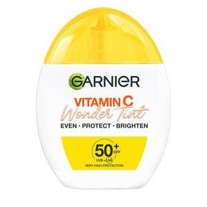 Garnier Vitamin C Tónovací fluid light SPF50+ 40 ml