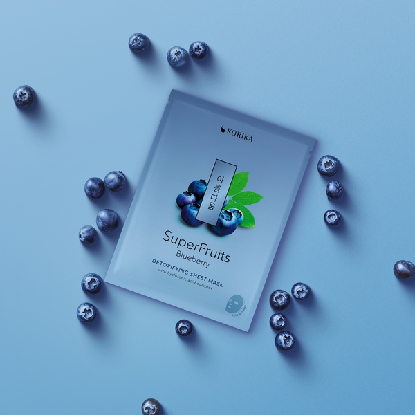 Korika SuperFruits Detoxikační plátýnková maska Borůvka 25 g Korika SuperFruits Detoxikační plátýnková maska Borůvka 25 g