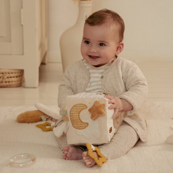 Little Dutch Newborn Naturals Textilní kostka s aktivitami Little Dutch Newborn Naturals Textilní kostka s aktivitami