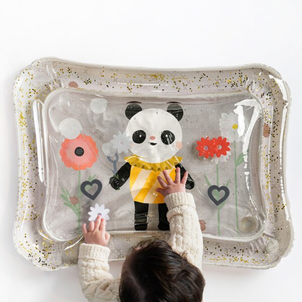 Taf Toys Hrací pult s vodou Panda Taf Toys Hrací pult s vodou Panda