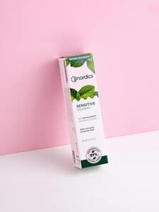 Nordics Sensitive Spearmint zubní pasta 75 ml Nordics Sensitive Spearmint zubní pasta 75 ml