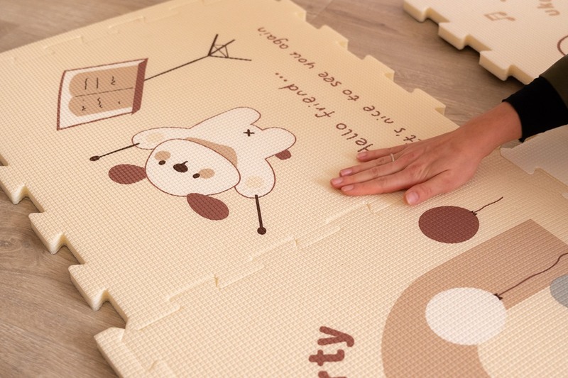2Kids Toys Podložka na hraní zvířecí párty 9 ks 2Kids Toys Podložka na hraní zvířecí párty 9 ks