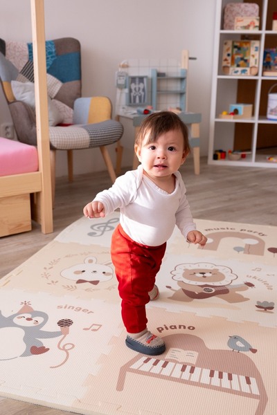2Kids Toys Podložka na hraní zvířecí párty 9 ks 2Kids Toys Podložka na hraní zvířecí párty 9 ks