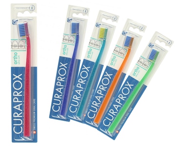 Curaprox CS 5460 Ortho zubní kartáček 1 ks