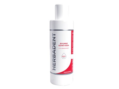 Herbadent Professional bylinná ústní voda s chlorhexidinem 240 ml