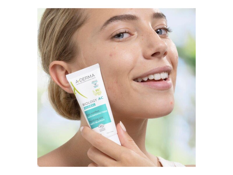 A-Derma Biology AC Global zmatňující péče proti nedokonalostem pleti 40 ml